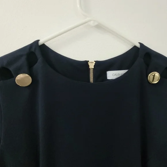 DRESS - Picture 3 of 4